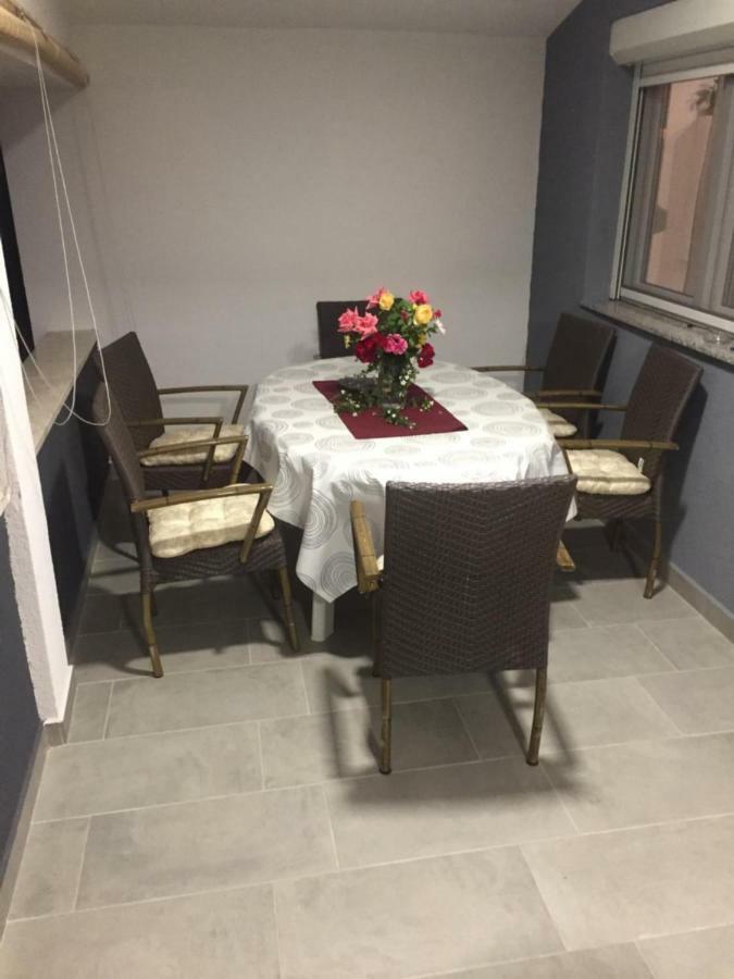 Roko Apartment *